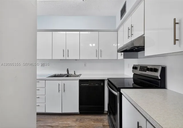 2nd image of 13950 Via Flora #D, Delray Beach, FL 33484 | MLS# A12005155