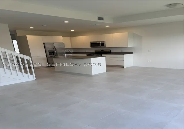 Photo 2 of Townhouse for sale at 18965 Sw 344th Ter, Homestead, FL 33034 | MLS# A12005730 | Listing updated on 2026-04-22