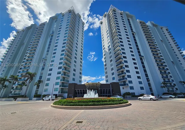 Listing Photo 1 - Condo for sale in building located at 2681 N Flamingo Rd, Sunrise, FL 33323 - Unit #1805S