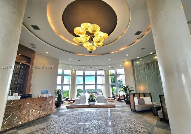 Listing Photo 4 - Condo for sale in building located at 2681 N Flamingo Rd, Sunrise, FL 33323 - Unit #1805S