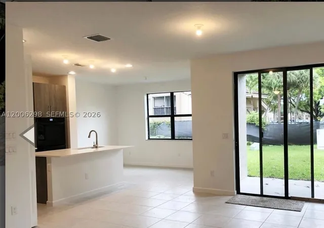 Photo 3 of Single family home for sale at 3525 Nw 1st St, Pompano Beach, FL 33069 | MLS# A12006298 | Listing updated on 2026-10-02