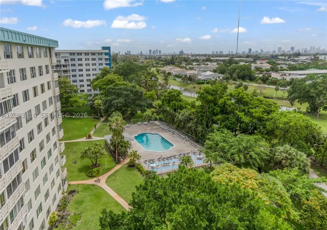 1st image of 4330 Hillcrest Dr #1017, Hollywood, FL 33021 | MLS# A12003816