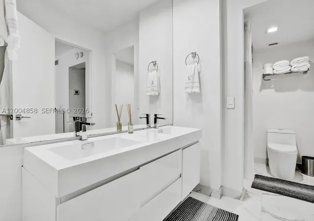 4th image of 625 Biltmore Way #103, Coral Gables, FL 33134 | MLS# A12004858