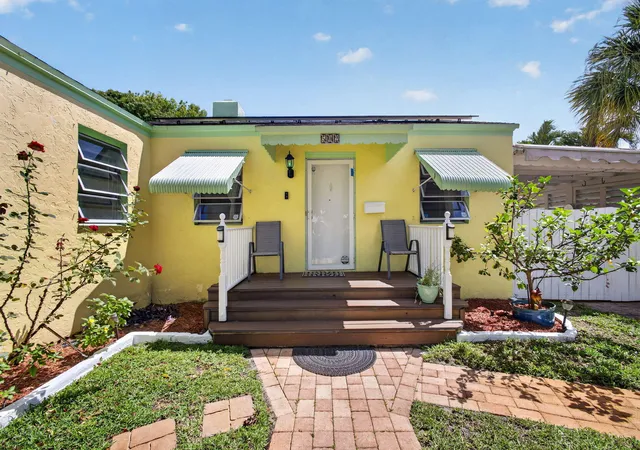 4th image of 502 49Th St, West Palm Beach, FL 33407 | MLS# B26019247