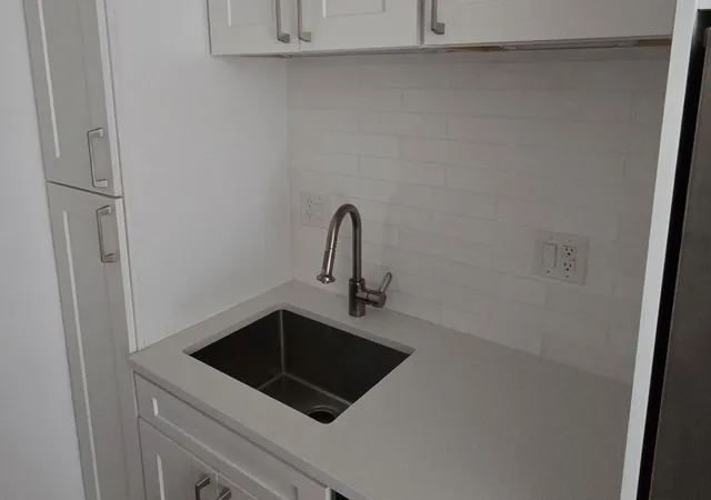 image of 1001 Se 16th St #7, Fort Lauderdale, FL 33316 | MLS# B26019379