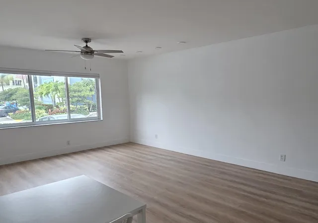 image of 1001 Se 16th St #7, Fort Lauderdale, FL 33316 | MLS# B26019379