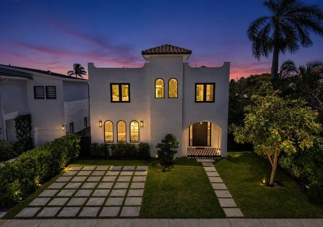 3rd image of 312 Plymouth Rd, West Palm Beach, FL 33405 | MLS# B26019384
