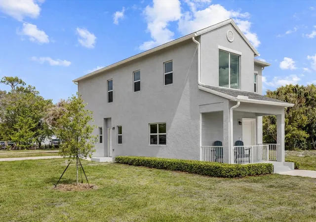 2nd image of 2585 Se Bonita St, Stuart, FL 34997 | MLS# B26019428