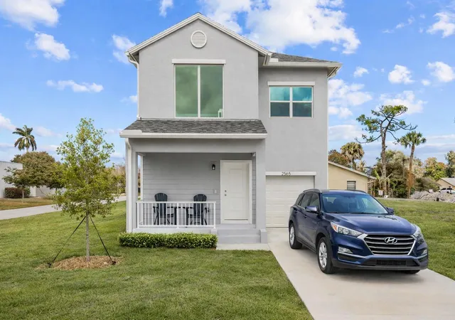 2nd image of 2575 Se Bonita St, Stuart, FL 34997 | MLS# B26019434
