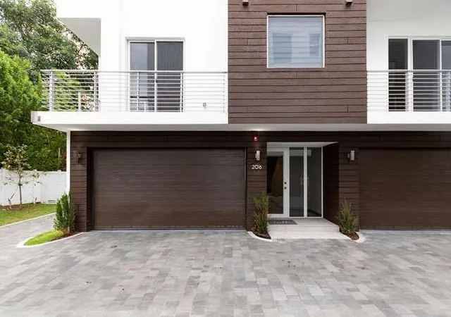 Homes for sale in Fort Lauderdale, FL | 700 Ne 14Th Ave #206, Fort Lauderdale, FL 33304 | MLS# B26019497