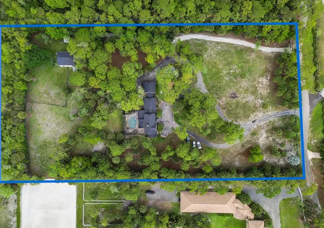 3rd image of 1339 Gallop Dr, Loxahatchee, FL 33470 | MLS# B26019577
