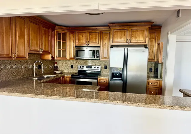 Photo 3 of Sale Pending at 2500 Parkview Dr #1210, Hallandale Beach, FL 33009 | MLS# A12006910 | Listing updated on 2026-07-02