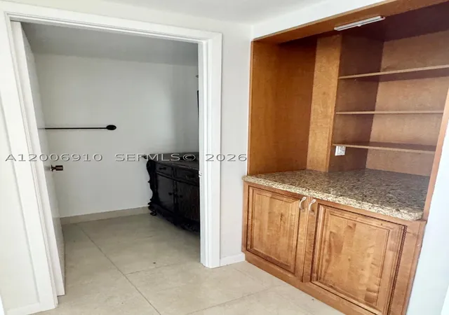 Photo 4 of Sale Pending at 2500 Parkview Dr #1210, Hallandale Beach, FL 33009 | MLS# A12006910 | Listing updated on 2026-07-02
