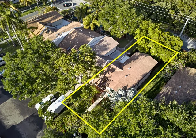 Homes for sale in Dania Beach, FL | 191 Ne 6th Ct, Dania Beach, FL 33004 | MLS# B26019585