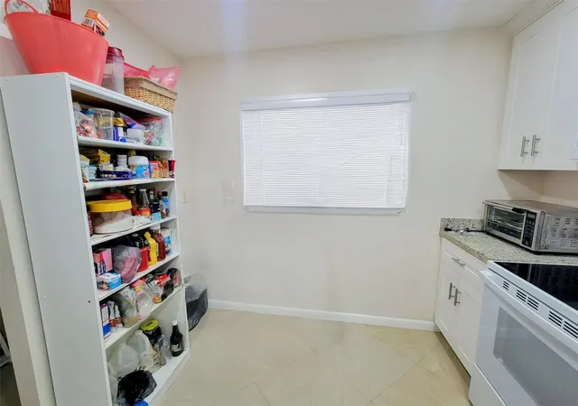 2nd image of 5945 Del Lago Cir, Sunrise, FL 33313