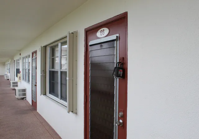Homes for sale in Boca Raton, FL | 66 Brighton, Boca Raton, FL 33434 | MLS# B26019622