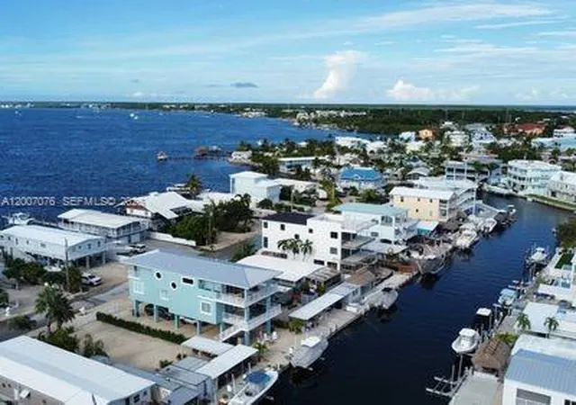 11th image of 721 Garden State Ln, Key Largo, FL 33037 | MLS# A12007076