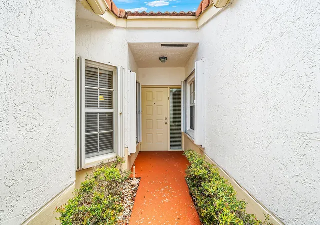 3rd image of 6060 Petunia Rd, Delray Beach, FL 33484 | MLS# B26019835