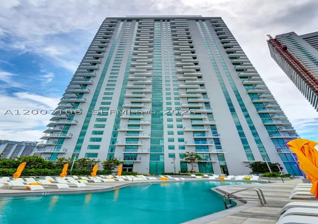 Listing Photo 2 - Condo for sale in building located at 501 Ne 31St St, Miami, FL 33137 - Unit #910