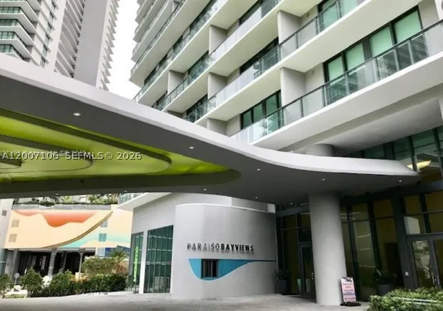 Listing Photo 3 - Condo for sale in building located at 501 Ne 31St St, Miami, FL 33137 - Unit #910