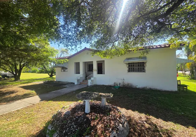 Homes for sale in Florida City, FL | 145 Sw 3rd Ave, Florida City, FL 33034 | MLS# B26019903