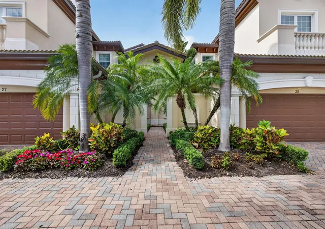 3rd image of 111 Tresana Blvd, Jupiter, FL 33478