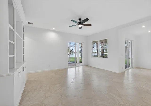 5th image of 111 Tresana Blvd, Jupiter, FL 33478