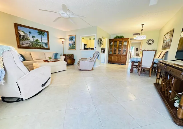 Homes for sale in Deerfield Beach, FL | 2132 Cambridge F, Deerfield Beach, FL 33442