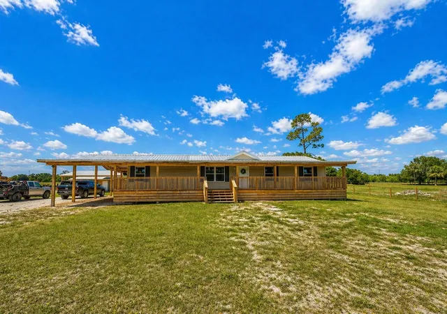 1st image of 1075 Sw Rucks Dairy Rd, Okeechobee, FL 34974 | MLS# B26019972