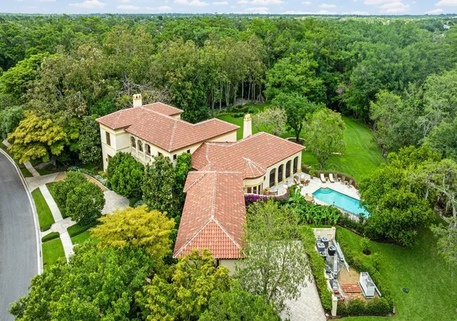 5th image of 2953 Hurlingham Dr, Wellington, FL 33414 | MLS# B26020031