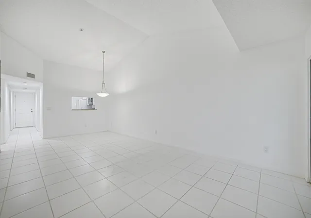 5th image of 260 Nw 67Th St, Boca Raton, FL 33487