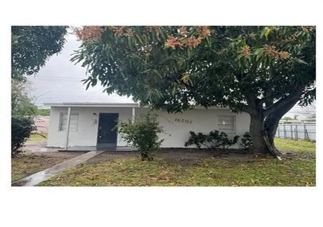 Homes for sale in Opa Locka, FL | 16201 Nw 27th Ave Nw #16201, Opa Locka, FL 33054 | MLS# B26020085