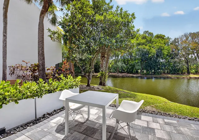 5th image of 3708 Bridgewood Dr, Boca Raton, FL 33434 | MLS# B26020173