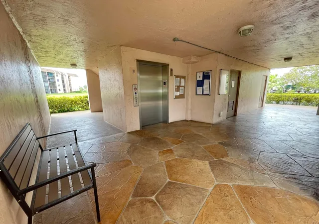 23rd image of 10442 Sunrise Lakes Blvd #104, Sunrise, FL 33322 | MLS# B26020250