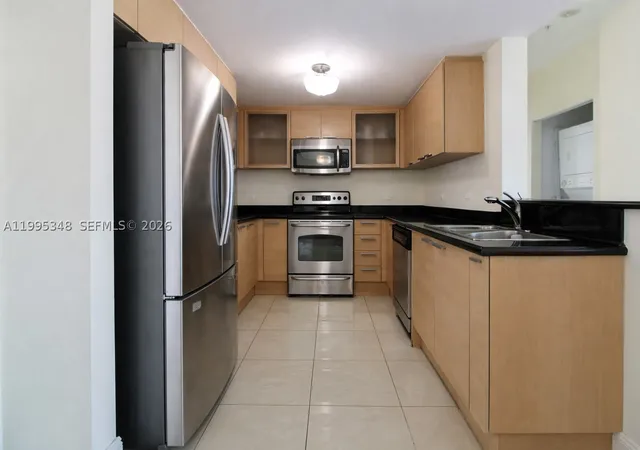 4th image of 140 S Dixie Hwy #1019, Hollywood, FL 33020 | MLS# A11995348