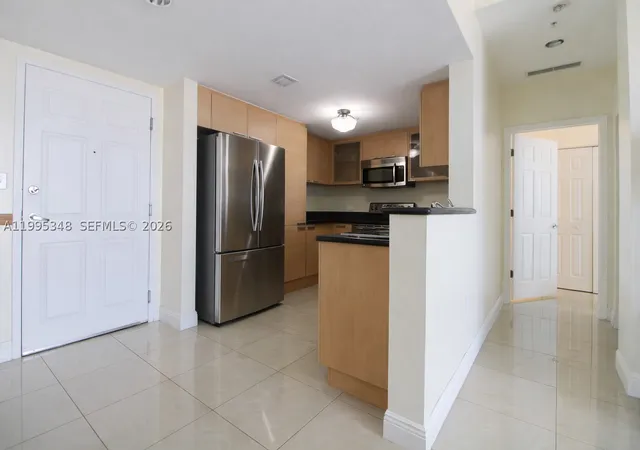 5th image of 140 S Dixie Hwy #1019, Hollywood, FL 33020 | MLS# A11995348