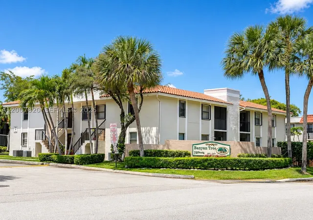 2nd image of 9730 Hammocks Blvd, Miami, FL 33196
