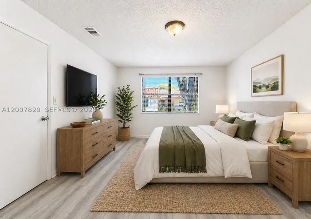 4th image of 9730 Hammocks Blvd #201-28, Miami, FL 33196 | MLS# A12007820