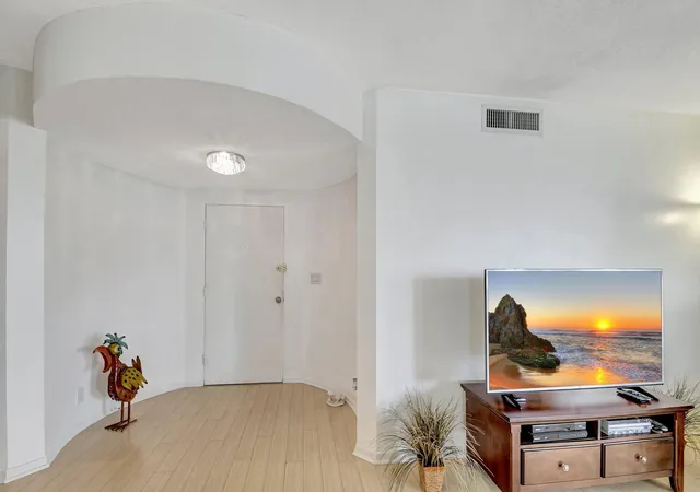 2nd image of 3475 S Ocean Blvd, Palm Beach, FL 33480
