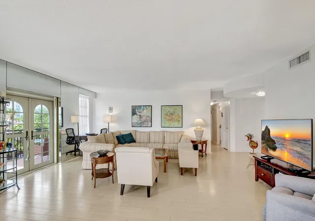 5th image of 3475 S Ocean Blvd, Palm Beach, FL 33480