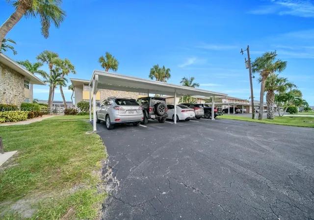 24th image of 4613 Se 5th Street #210, Cape Coral, FL 33904 | MLS# A12003231