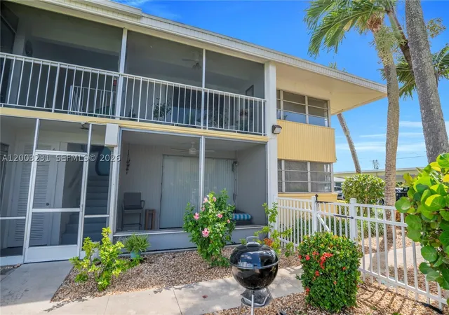 2nd image of 4613 Se 5th Street #210, Cape Coral, FL 33904 | MLS# A12003231