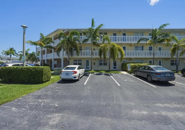 Homes for sale in Pompano Beach, FL | 700 Pine Dr #105, Pompano Beach, FL 33060 | MLS# B26020511