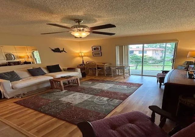 3rd image of 1951 Sw Palm City Rd #H, Stuart, FL 34994 | MLS# B26020636