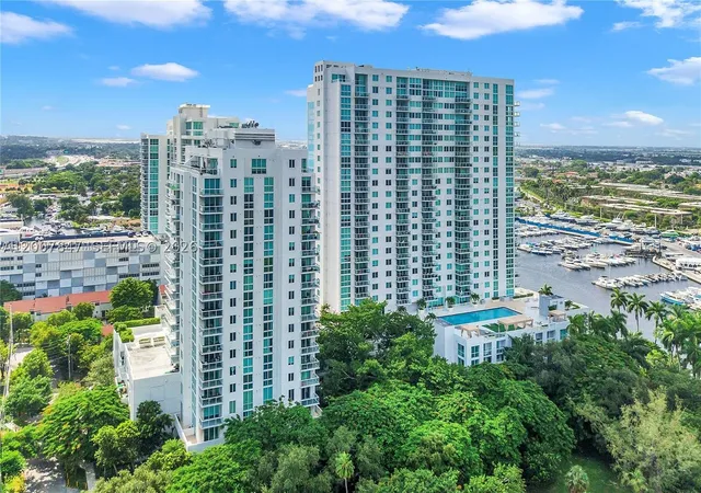 Homes for sale in Miami, FL | 1871 Nw S River Dr #802, Miami, FL 33125 | MLS# A12007847