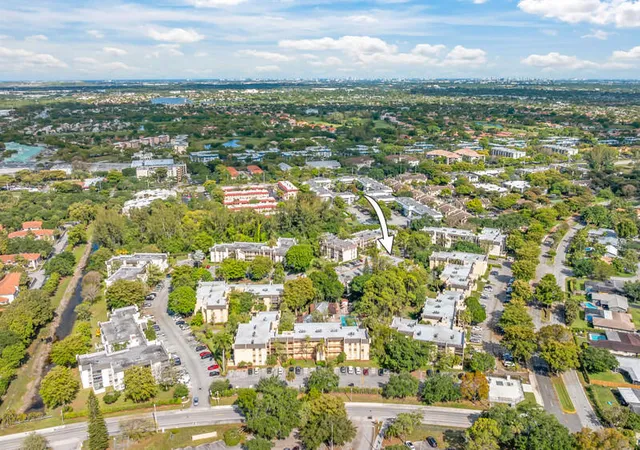 Homes for sale in Coral Springs, FL | 8421 Forest Hills Drive, Coral Springs, FL 33065 | Houzeo