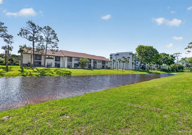 Homes for sale in Lake Worth, FL | 7770 Tahiti Ln #102, Lake Worth, FL 33467 | MLS# B26020689