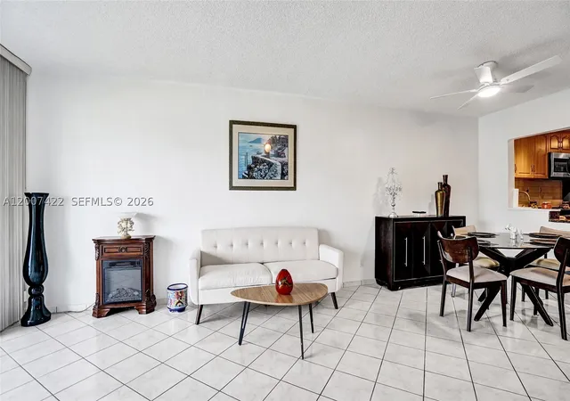 Photo 4 of House for sale at 455 Paradise Isle Blvd #104, Hallandale Beach, FL 33009 | MLS# A12007422 | Listing updated on 2026-10-07
