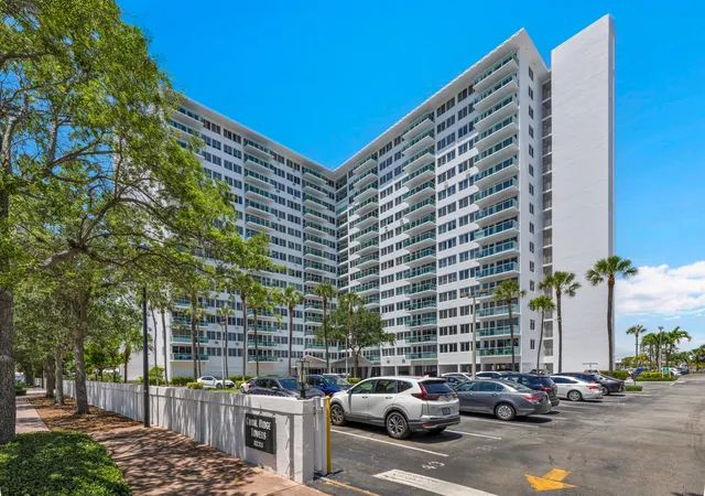 Homes for sale in Fort Lauderdale, FL | 3233 Ne 34Th St #1406, Fort Lauderdale, FL 33308 | MLS# B26020867