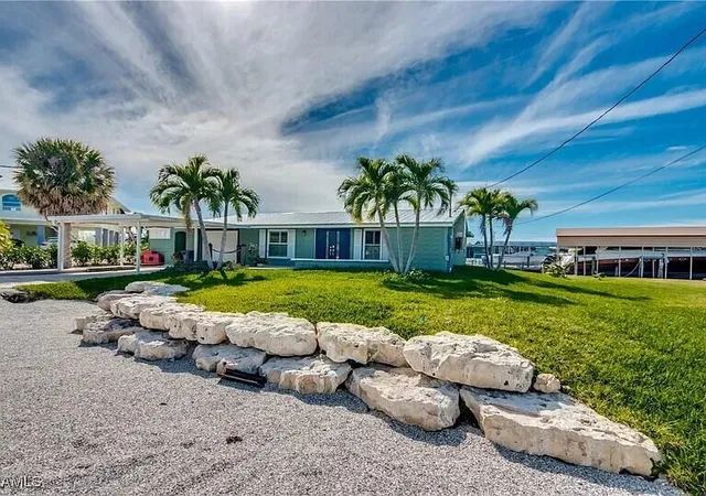 2nd image of 2891 Cussell Dr, Saint James City, FL 33956 | MLS# B26020885